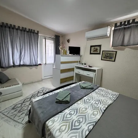 Stan Na Dan Break Апартаменты Бачка-Паланка